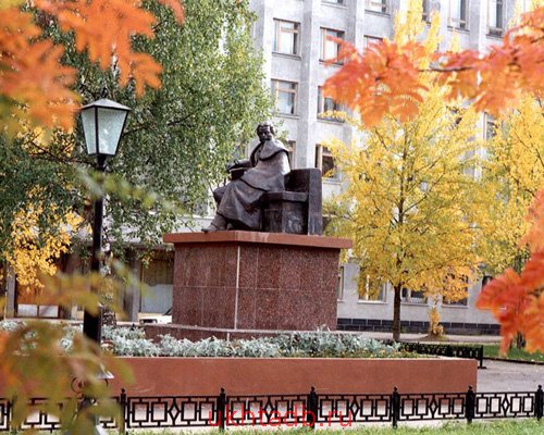 Памятник А.С. Пушкину В Ухте